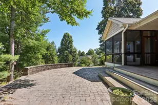 959 Silverglen Wy, Hendersonville, NC 28792 - Photo 32