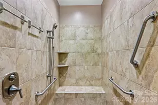 959 Silverglen Wy, Hendersonville, NC 28792 - Photo 18