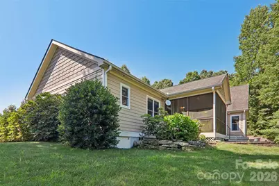 959 Silverglen Way, Hendersonville, NC 28792 - Photo 6