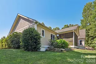 959 Silverglen Wy, Hendersonville, NC 28792 - Photo 6
