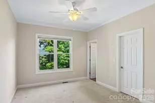 959 Silverglen Wy, Hendersonville, NC 28792 - Photo 22