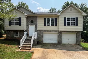 3253 Capital Ct, Lenoir, NC 28645 - Photo 1