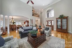 263 Hemingway Ln, Fort Mill, SC 29708 - Photo 6