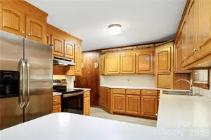 2234 Kool Pk Rd NE, Hickory, NC 28601 - Photo 8