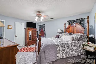 1600 Teddington Dr, Charlotte, NC 28214 - Photo 16