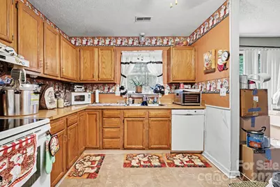 1600 Teddington Drive, Charlotte, NC 28214 - Photo 14