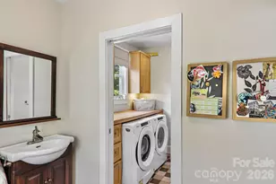 23 Tuskeegee St, Asheville, NC 28801 - Photo 22