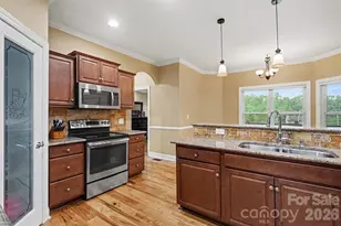 4574 Hunter Rhyne Rd, Lincolnton, NC 28092 - Photo 8