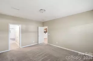 2740 Bramble Ridge Ct, Charlotte, NC 28215 - Photo 24