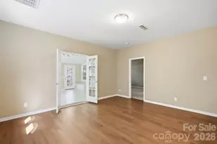 2740 Bramble Ridge Ct, Charlotte, NC 28215 - Photo 16