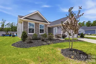 609 Nesbe St, Lancaster, SC 29720 - Photo 2