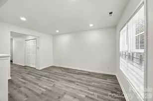 5333 Esther Ln, Charlotte, NC 28214 - Photo 10
