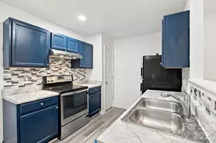 5333 Esther Ln, Charlotte, NC 28214 - Photo 14