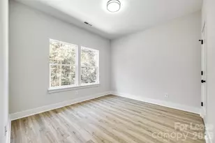 3418 Peligreni St, Charlotte, NC 28208 - Photo 4
