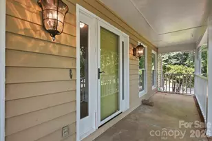 1070 Peachtree Ln, Fort Mill, SC 29715 - Photo 4