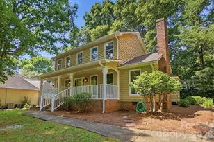 1070 Peachtree Ln, Fort Mill, SC 29715 - Photo 2