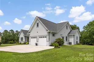 400 Charles Pettus Rd, Lancaster, SC 29720 - Photo 2