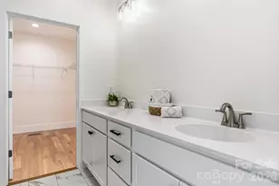 49 Grace Ct, Mars Hill, NC 28754 - Photo 6