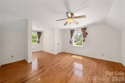 847 N Lakeside Drive, Hendersonville, NC 28739 - Photo 16