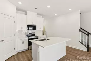 1125 Rosetta Dr, Salisbury, NC 28144 - Photo 2