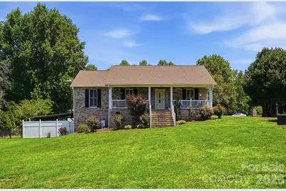 107 Brendle Lane, Troutman, NC 28166 - Photo 2