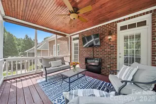 1753 30th Ave Dr NE, Hickory, NC 28601 - Photo 6