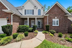 1753 30th Ave Dr NE, Hickory, NC 28601 - Photo 2