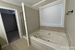 8307 Belstead Brook Ct, Charlotte, NC 28216 - Photo 24