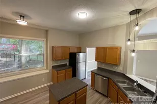 8307 Belstead Brook Ct, Charlotte, NC 28216 - Photo 14