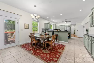 64 Wyoming Road, Asheville, NC 28803 - Photo 6