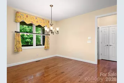 54 Deep Valley Lane, Hendersonville, NC 28791 - Photo 4