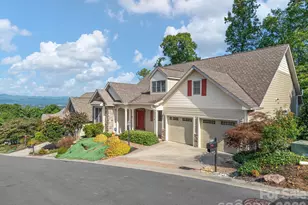 54 Deep Valley Ln, Hendersonville, NC 28791 - Photo 2