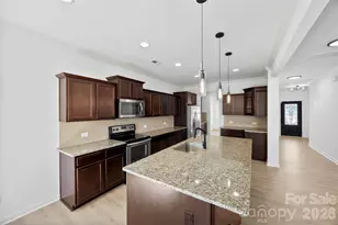 111 Trick Ski Ln, Statesville, NC 28677 - Photo 8