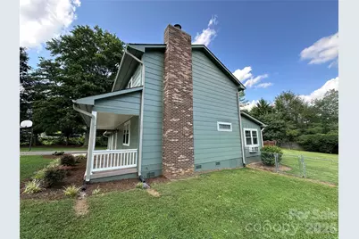 8 Wedgewood Drive, Mills River, NC 28759 - Photo 4