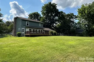 8 Wedgewood Dr, Mills River, NC 28759 - Photo 2