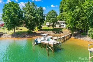 3960 Burton Ln, Denver, NC 28037 - Photo 2