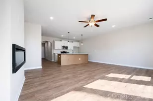 3111 Aberleaf Ln, Charlotte, NC 28227 - Photo 2