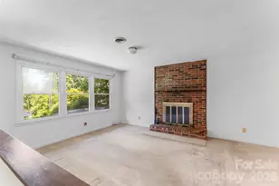 32 Swanns View Dr, Marion, NC 28752 - Photo 6