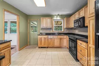 32 Swanns View Drive, Marion, NC 28752 - Photo 12
