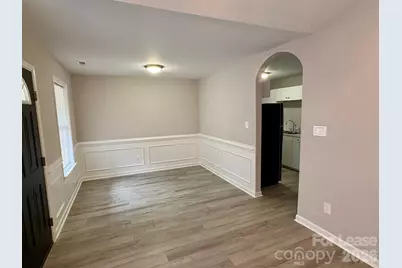 1918 W Fifth Avenue, Gastonia, NC 28052 - Photo 4