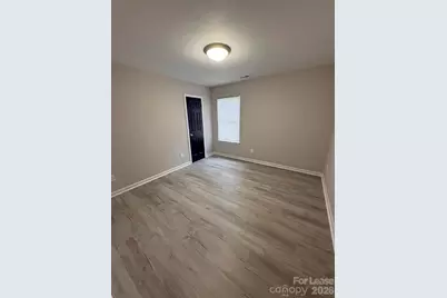 1918 W Fifth Avenue, Gastonia, NC 28052 - Photo 8
