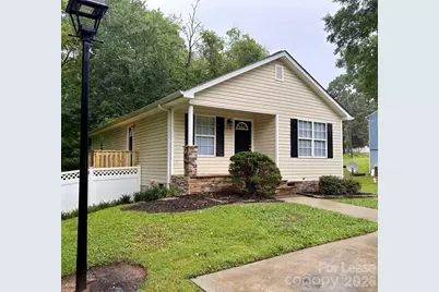 1918 W Fifth Avenue, Gastonia, NC 28052 - Photo 1
