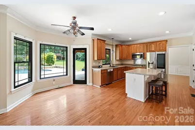 6821 Hollow Oak Drive, Charlotte, NC 28227 - Photo 12