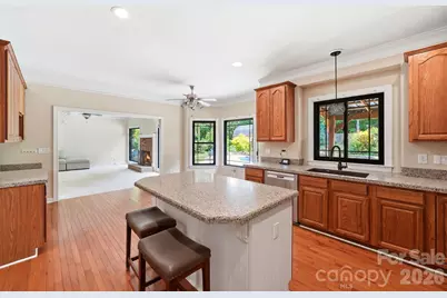 6821 Hollow Oak Drive, Charlotte, NC 28227 - Photo 10