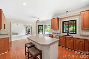 6821 Hollow Oak Dr, Charlotte, NC 28227 - Photo 10