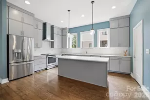 1207 E 36th St, Charlotte, NC 28205 - Photo 8