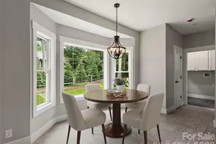 104 Arrowood Ln, Hendersonville, NC 28791 - Photo 8