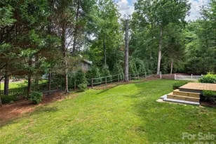 104 Arrowood Ln, Hendersonville, NC 28791 - Photo 30