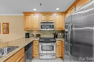 310 Bowling Park Rd, Asheville, NC 28803 - Photo 10