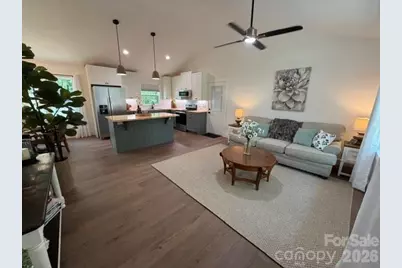 170 Clifton Avenue, Bryson City, NC 28713 - Photo 2